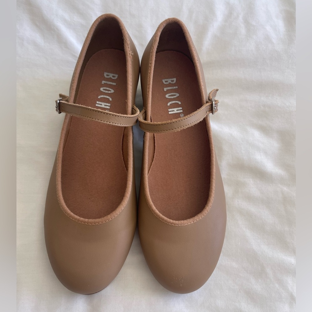 *LIKE NEW* Bloch Tan Mary Jane Tap Shoes